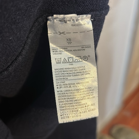 Banana Republic Navy Flutter Sleeve Top - Picture 5 of 9